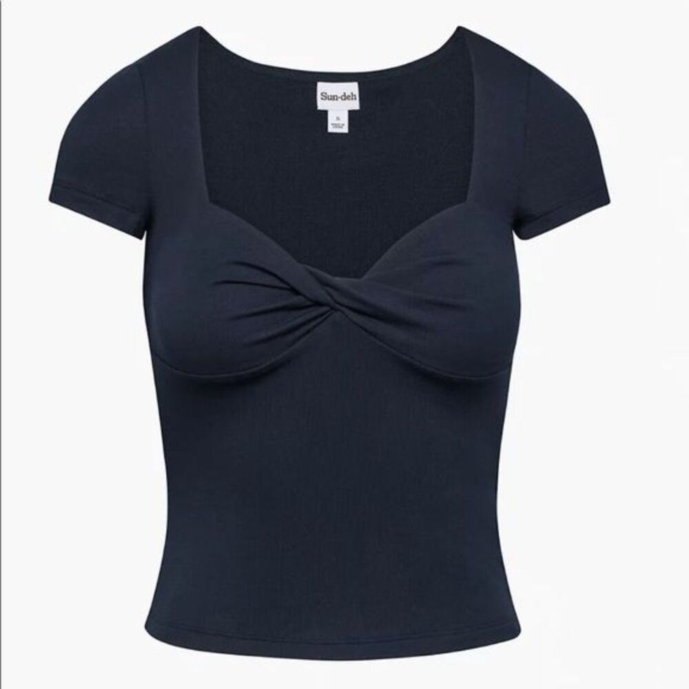 Aritzia Lula Navy Top M NWT